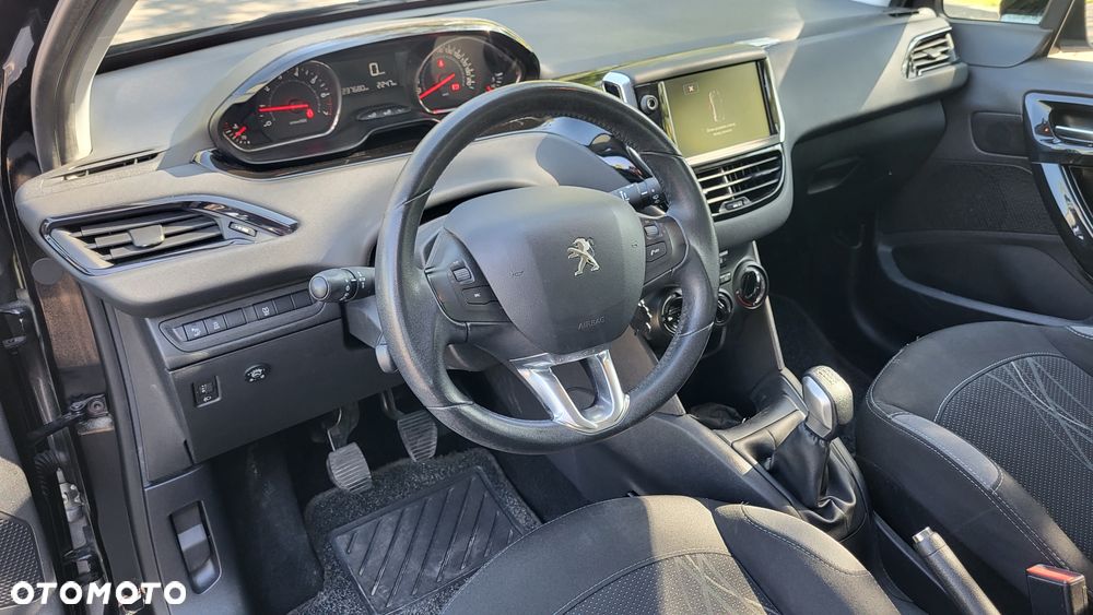 Peugeot 208 95 VTI Active - 10