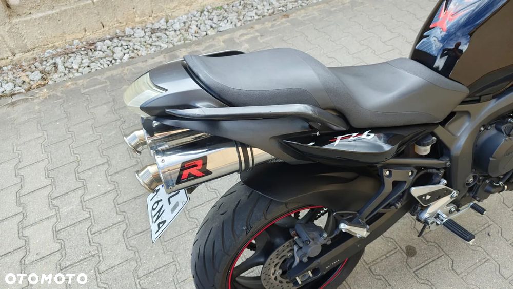Yamaha FZ6 - 6