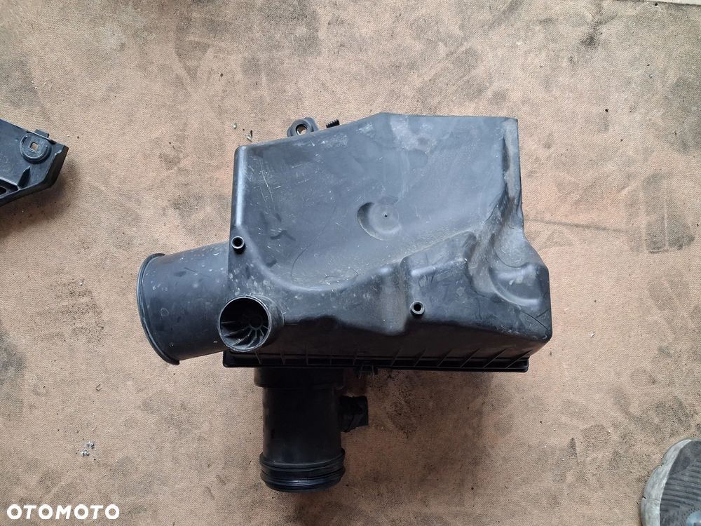 BMW E60 E61 E63 E64 M6 Obudowa filtra filtr powietrza 7521020 4,4 N62B44 BMW Przepływomierz 0280218135 - 5