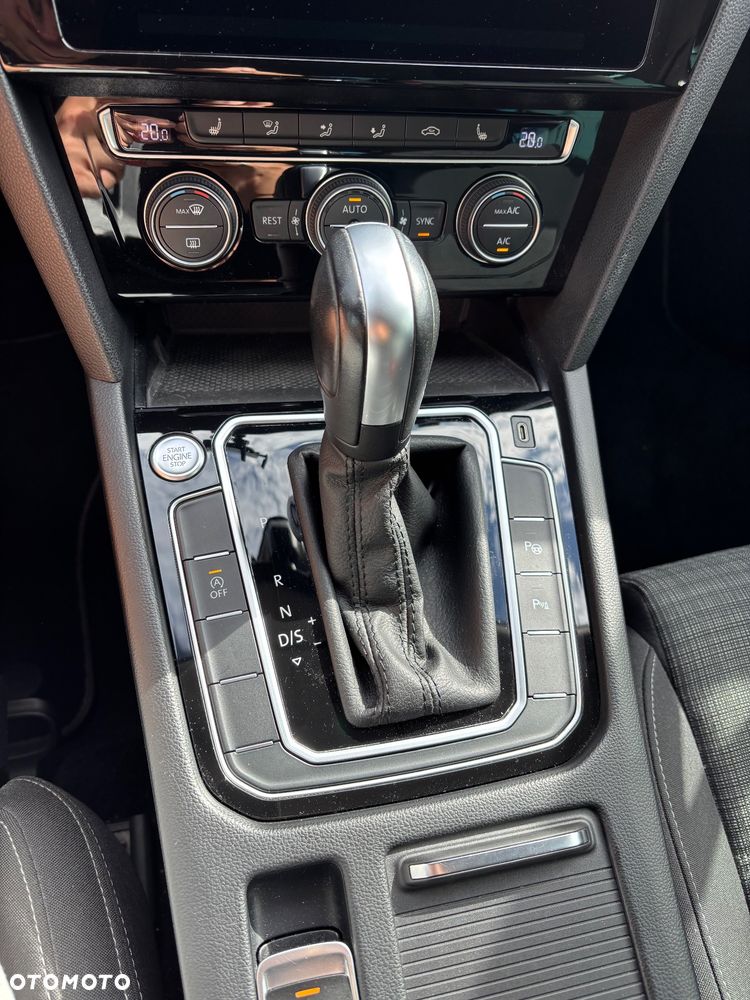 Volkswagen Passat 2.0 TSI Business DSG - 15