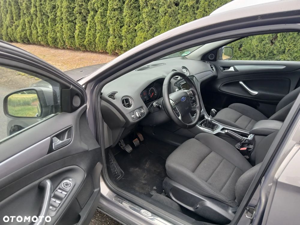 Ford Mondeo 2.2 TDCi Titanium - 4