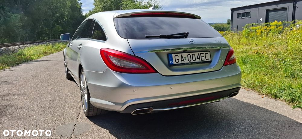 Mercedes-Benz CLS 350 CDI 4-Matic BlueEff - 6