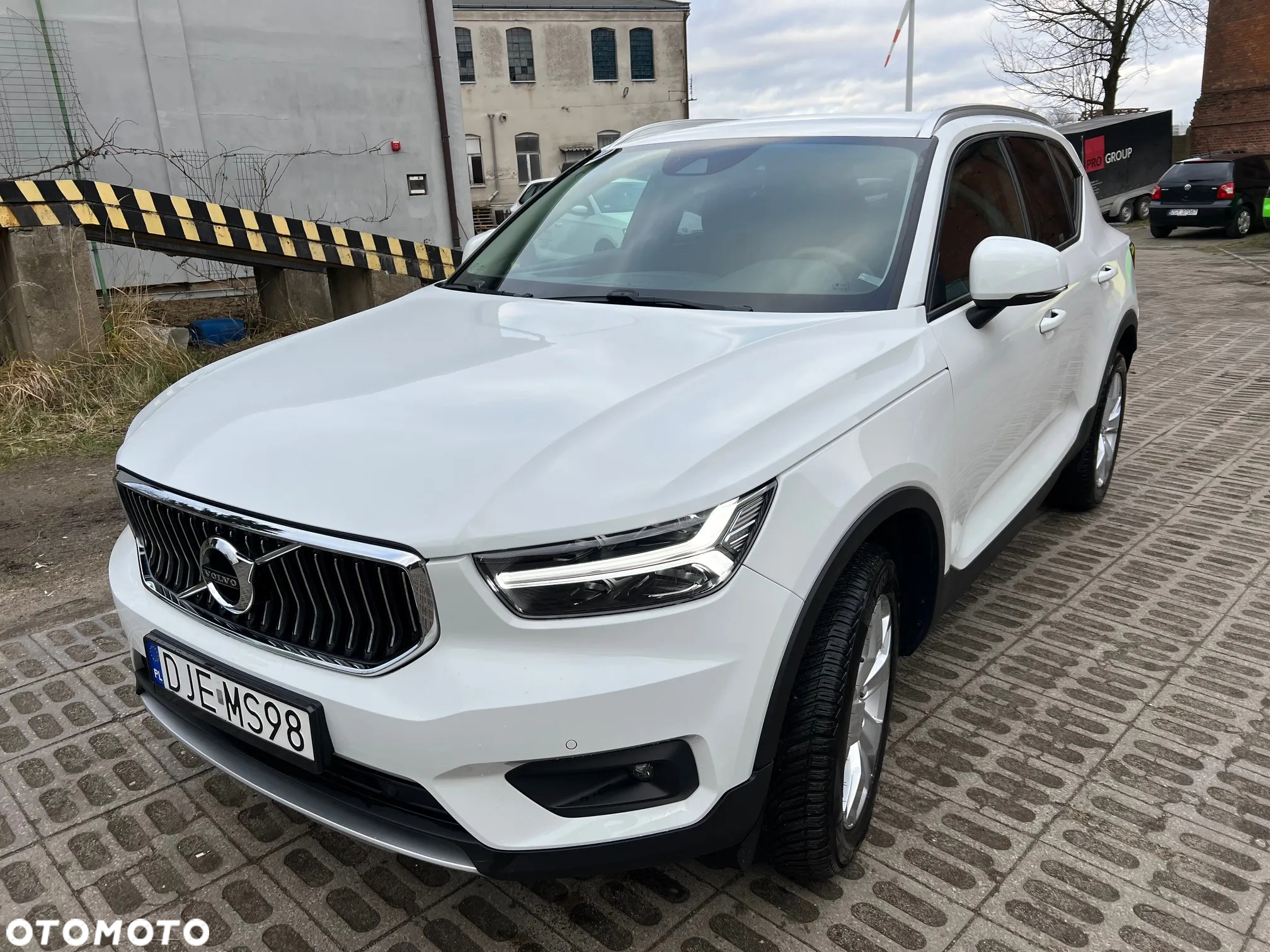 Volvo XC 40 T3 - 4
