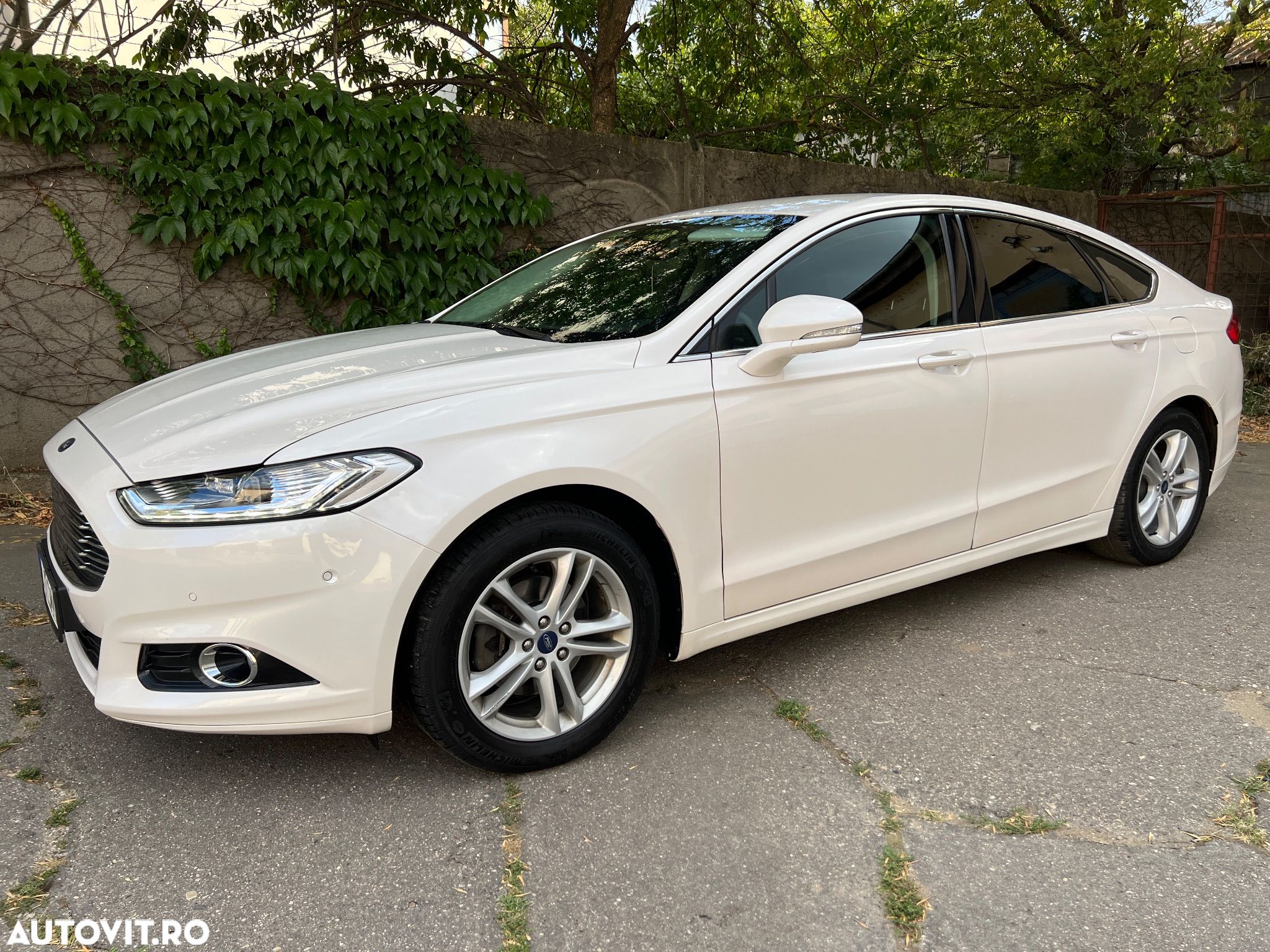 Ford Mondeo 2.0 TDCi Business - 1