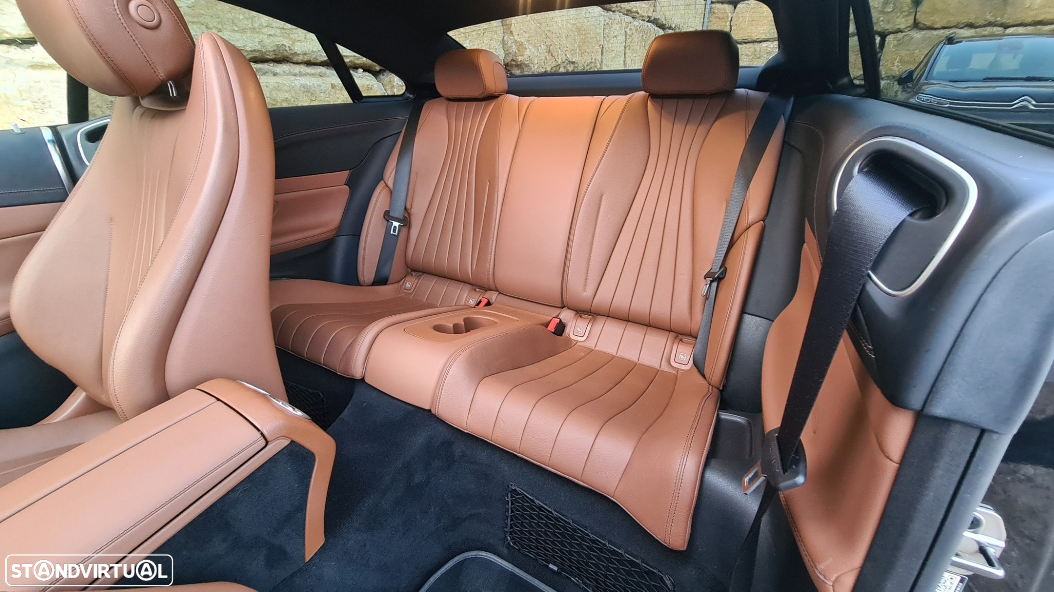 Mercedes-Benz E 220 - 51