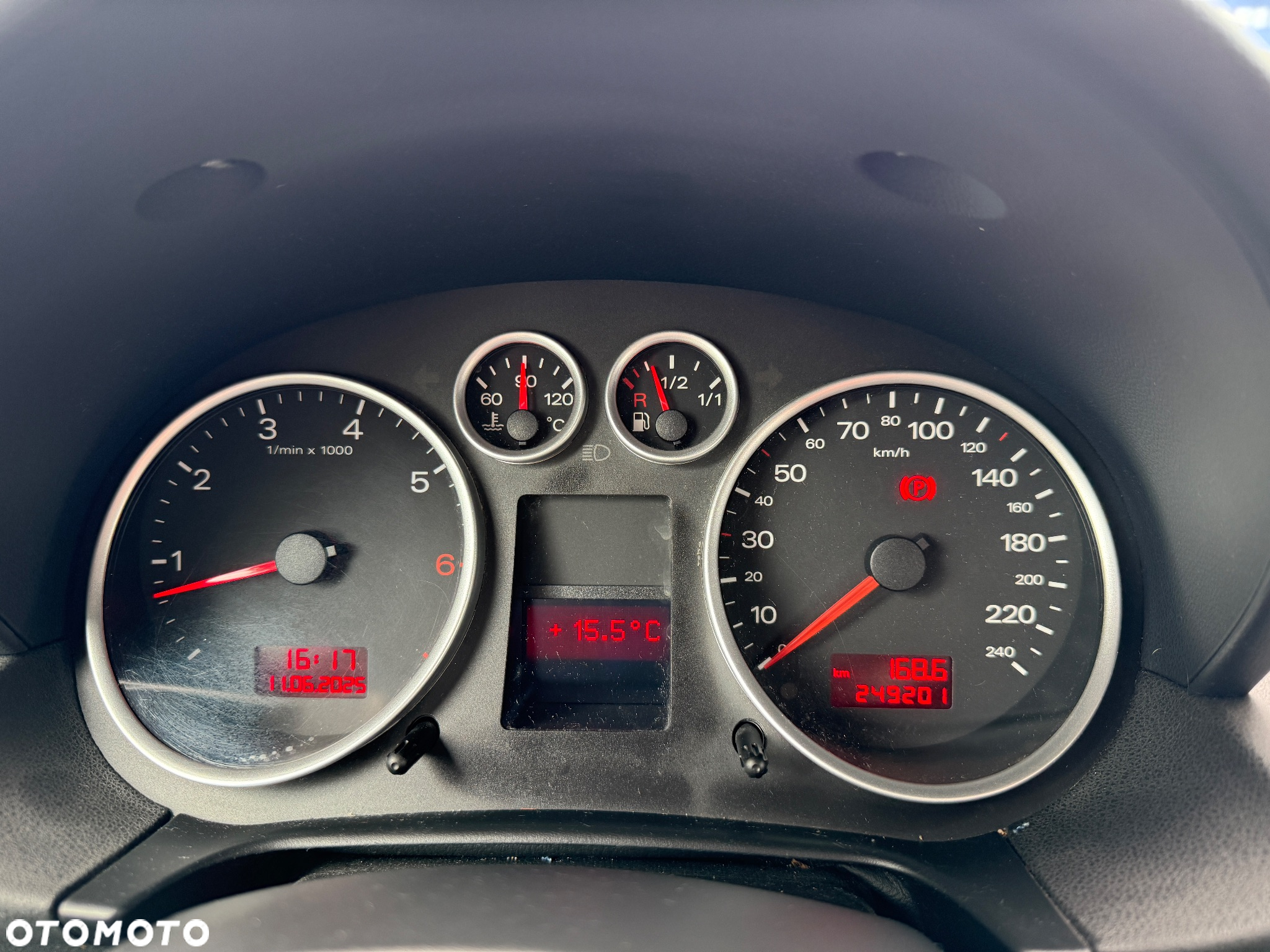 Audi A2 1.4 - 15