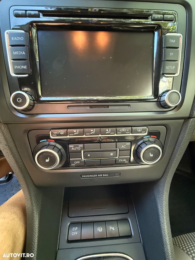 Volkswagen Golf - 11