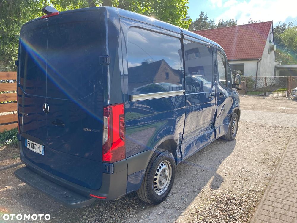 Mercedes-Benz Sprinter - 5