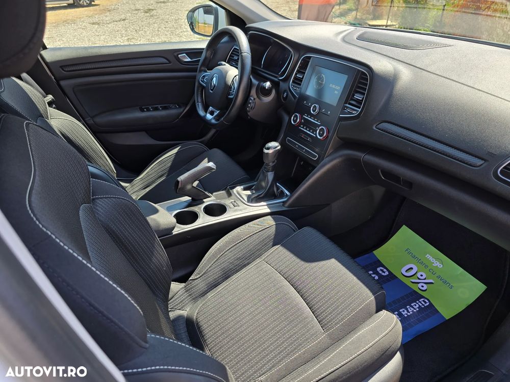 Renault Megane BLUE dCi 115 BUSINESS EDITION - 11