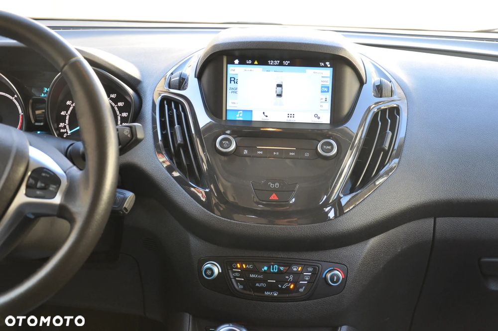 Ford Tourneo Courier - 12