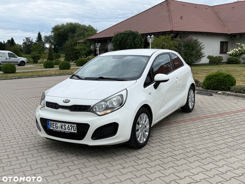 Kia Rio 1.2 Attract - 1