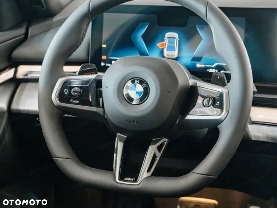 BMW Seria 5 540d xDrive mHEV M Sport - 12