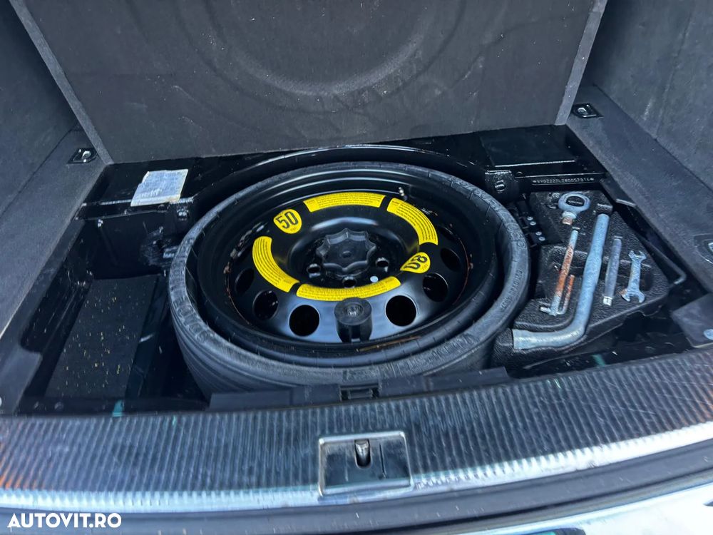 Volkswagen Touareg - 23