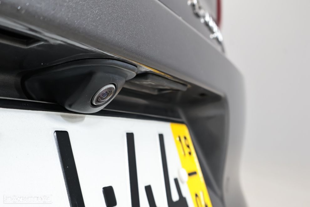 Citroën C-Elysée 1.2 PureTech Shine - 17