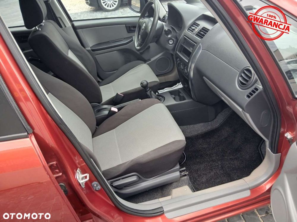 Suzuki SX4 - 23