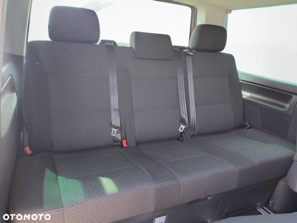 Volkswagen Multivan 2.0 TDI L1 Trendline DSG - 12