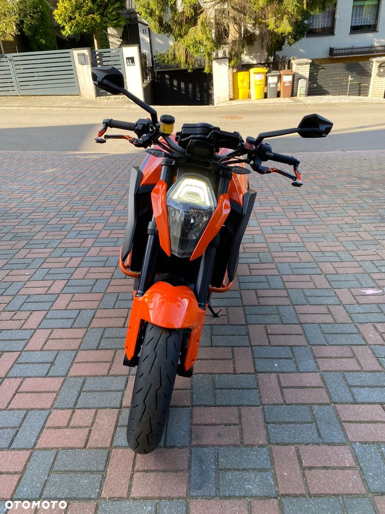 KTM Super Duke - 16