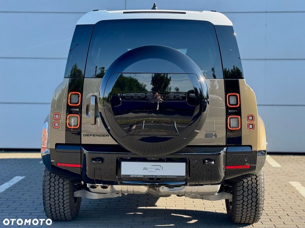 Land Rover Defender 2026 photo 5