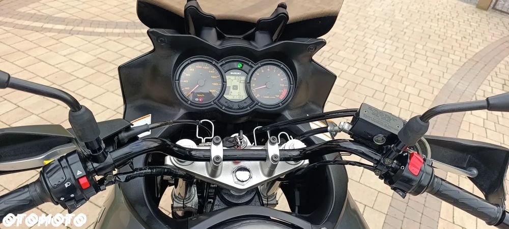 Suzuki V-STROM - 14
