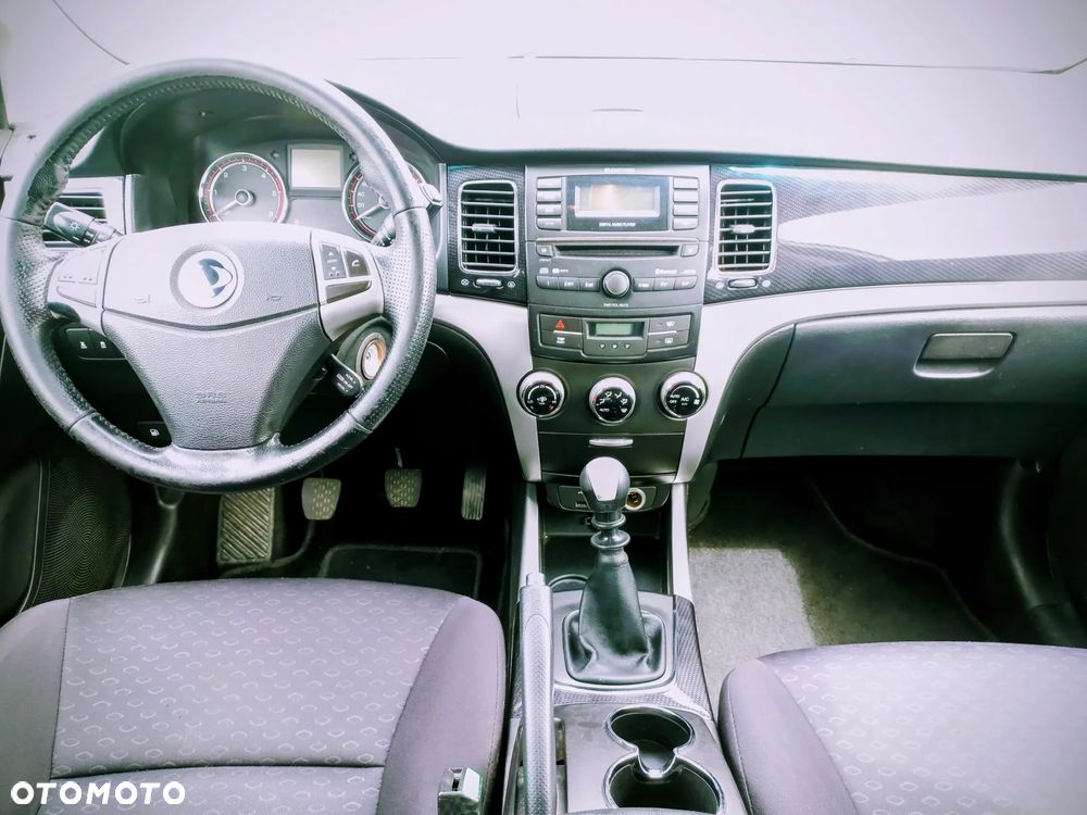 SsangYong/KGM Korando 2.0 e-XDi Sapphire - 14