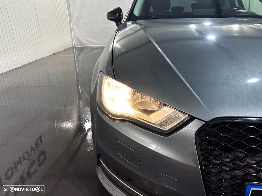 Audi A3 Sportback - 15