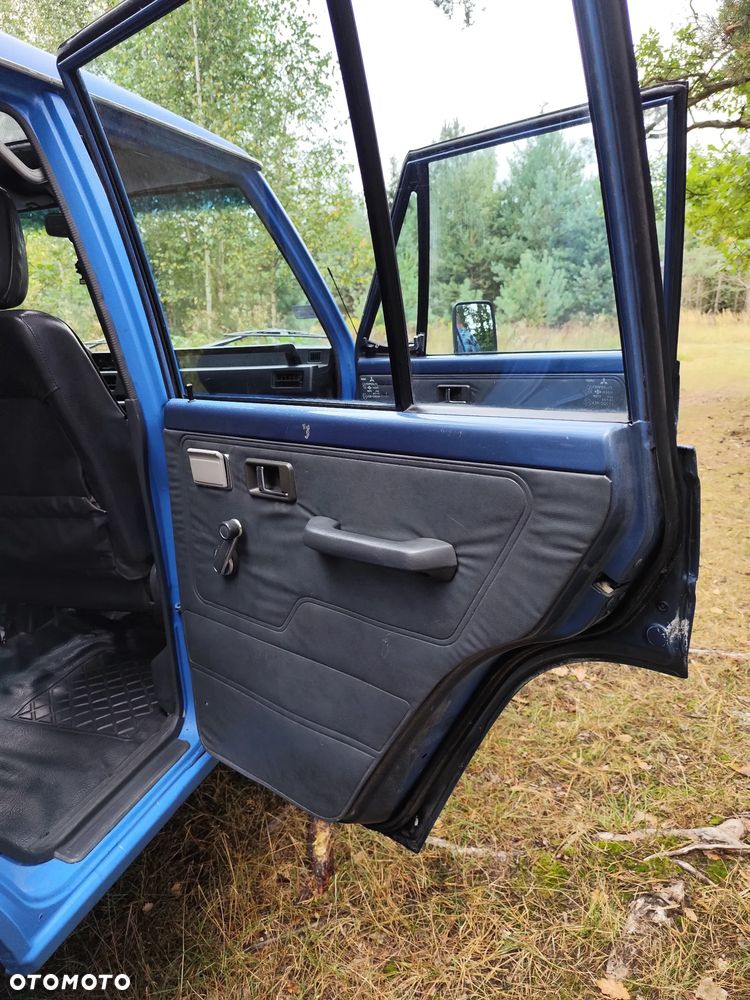 Mitsubishi Pajero - 11