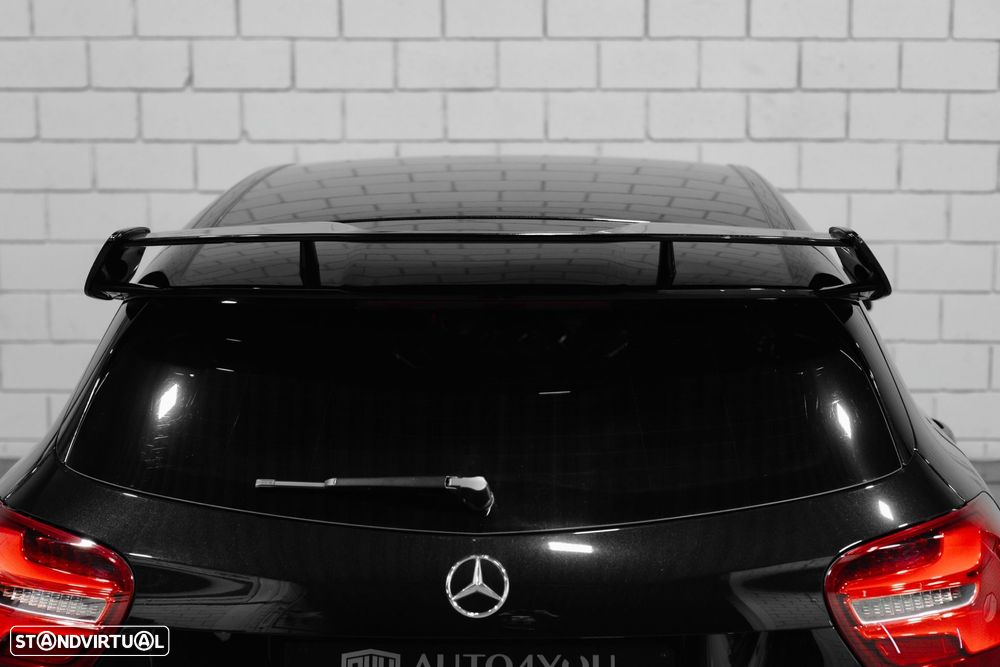 Mercedes-Benz A 45 AMG 4Matic Speedshift 7G-DCT - 43