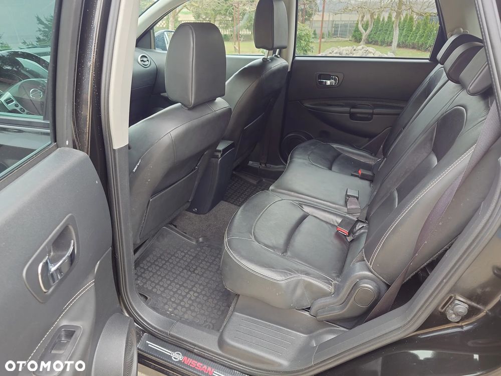 Nissan Qashqai+2 2.0 dCi DPF 4x4 tekna - 9