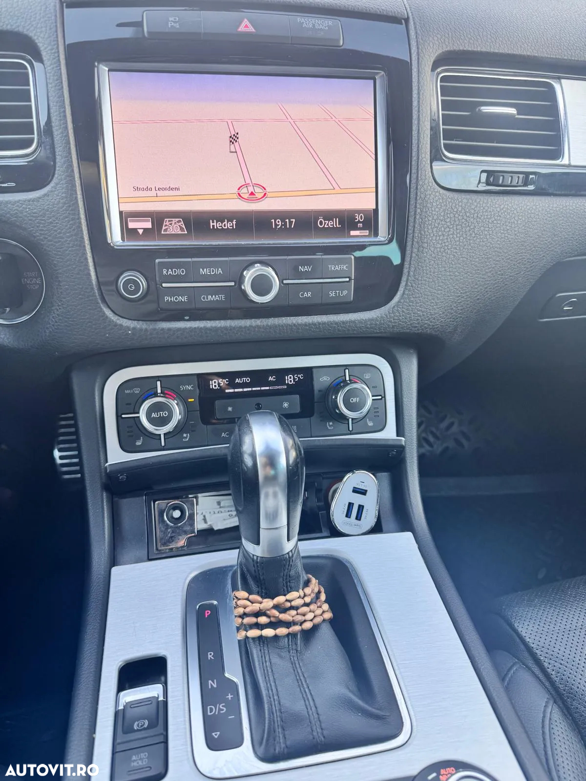 Volkswagen Touareg 3.0 V6 TDI BMT - 8
