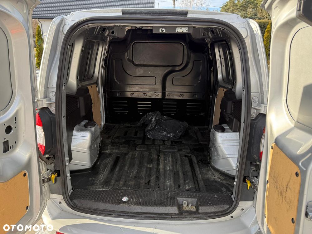 Ford Transit Courier - 7