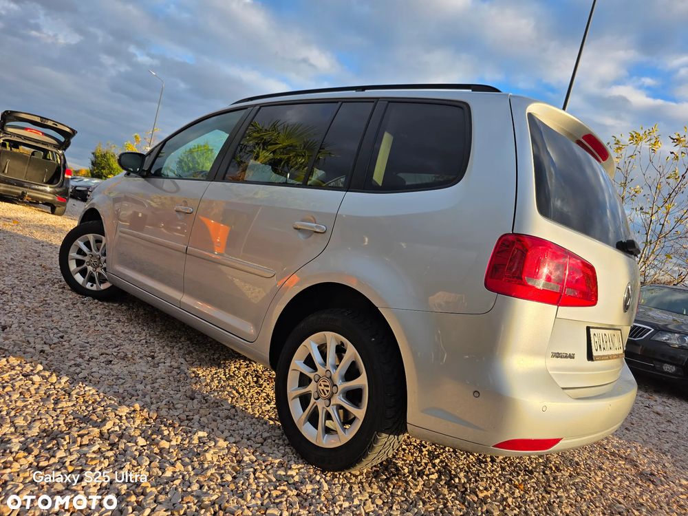 Volkswagen Touran 1.6 TDI DPF BlueMotion Technology Comfortline - 17