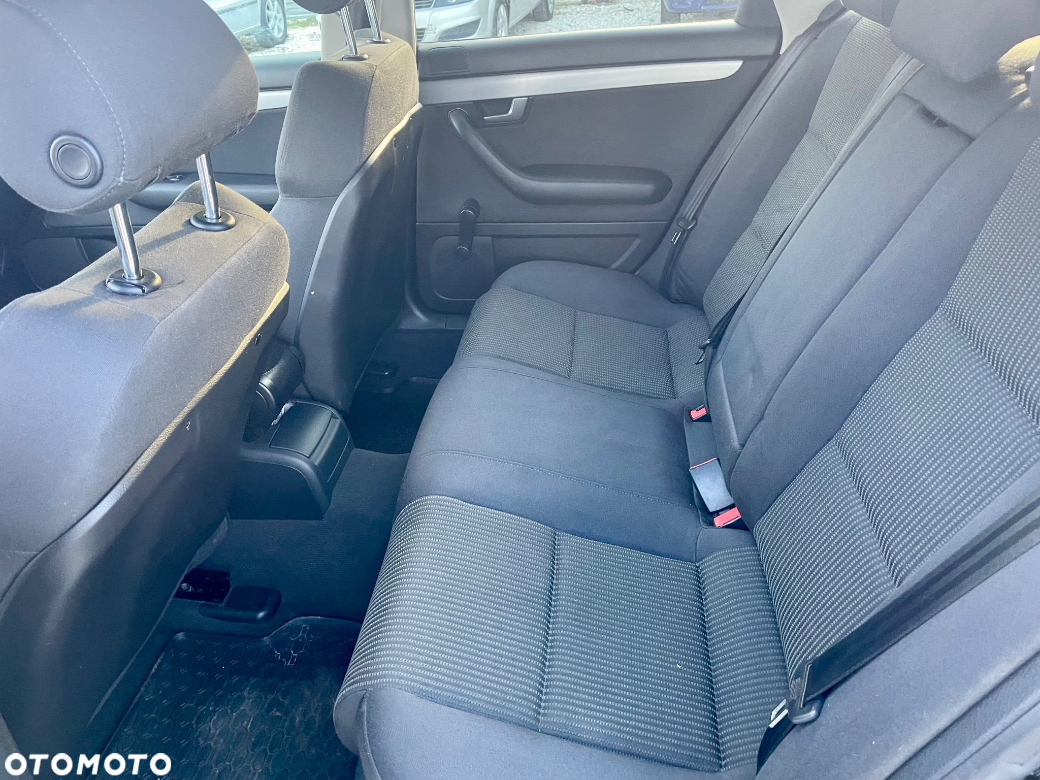 Audi A4 Avant 2.0 TDI - 29