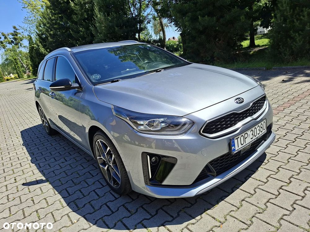Kia Ceed - 1