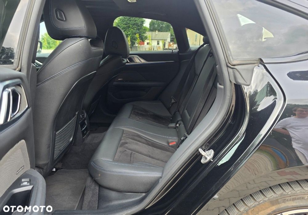 BMW i4 - 29