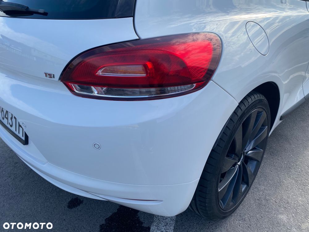 Volkswagen Scirocco 1.4 TSI DSG - 31