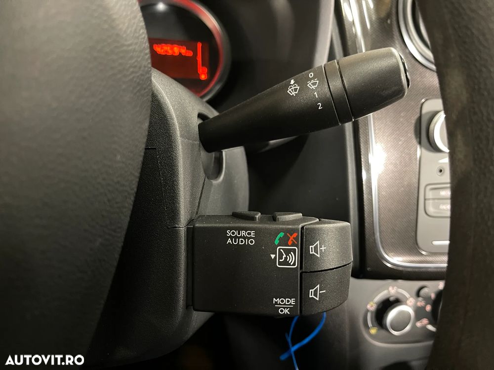 Dacia Logan 1.5 Blue dCi Laureate - 16