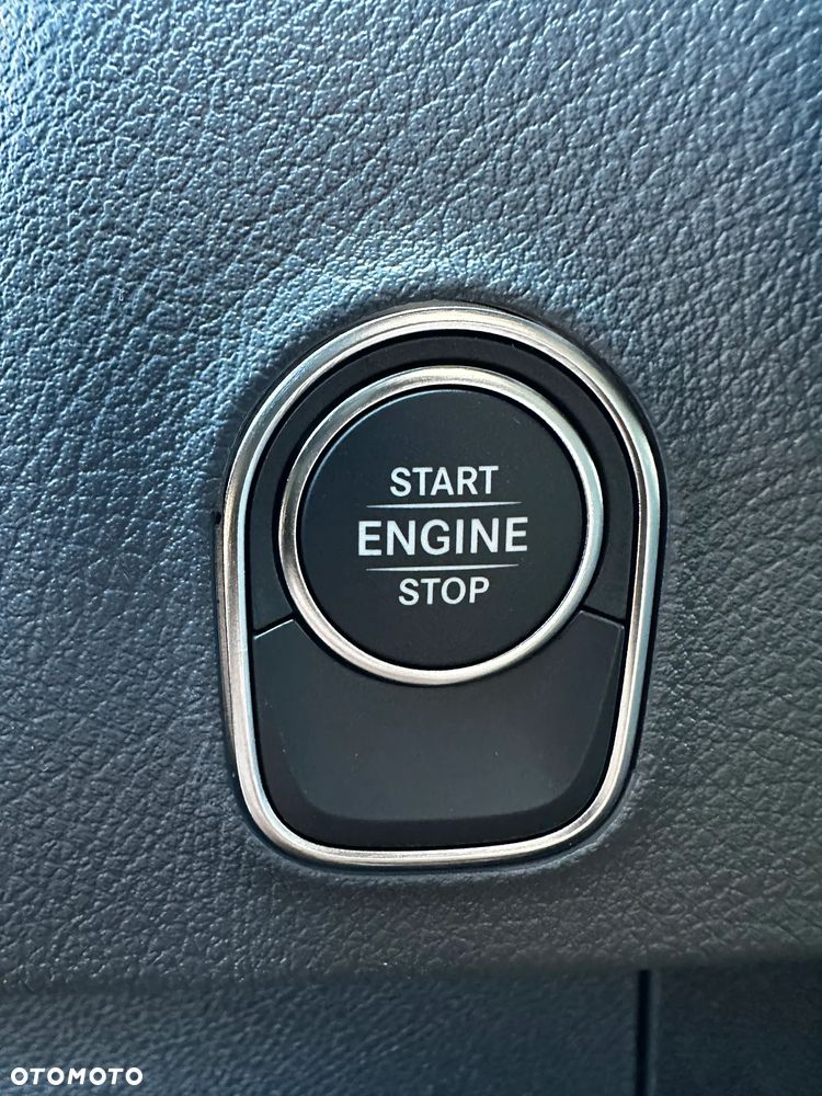 Mercedes-Benz Sprinter - 19