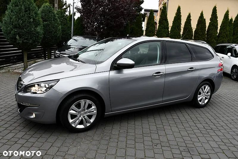 Peugeot 308 SW 1.6 BlueHDi Allure S&S - 24