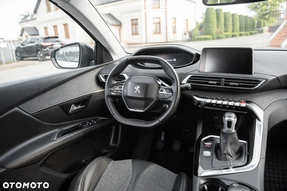 Peugeot 3008 BlueHDi 150 Stop & Start Allure - 23