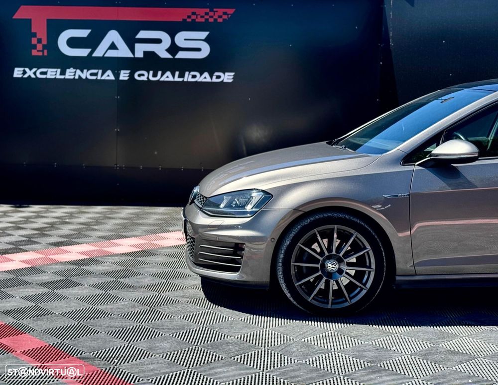 VW Golf - 27
