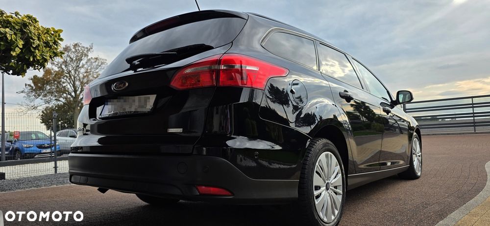 Ford Focus 1.0 EcoBoost Titanium ASS - 3
