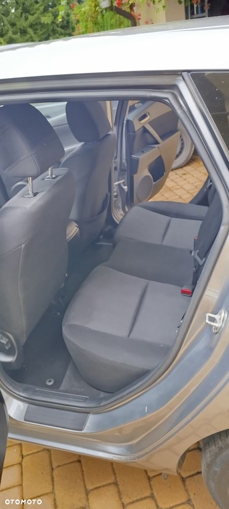 Mazda 3 - 8