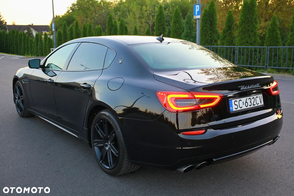 Maserati Quattroporte - 18