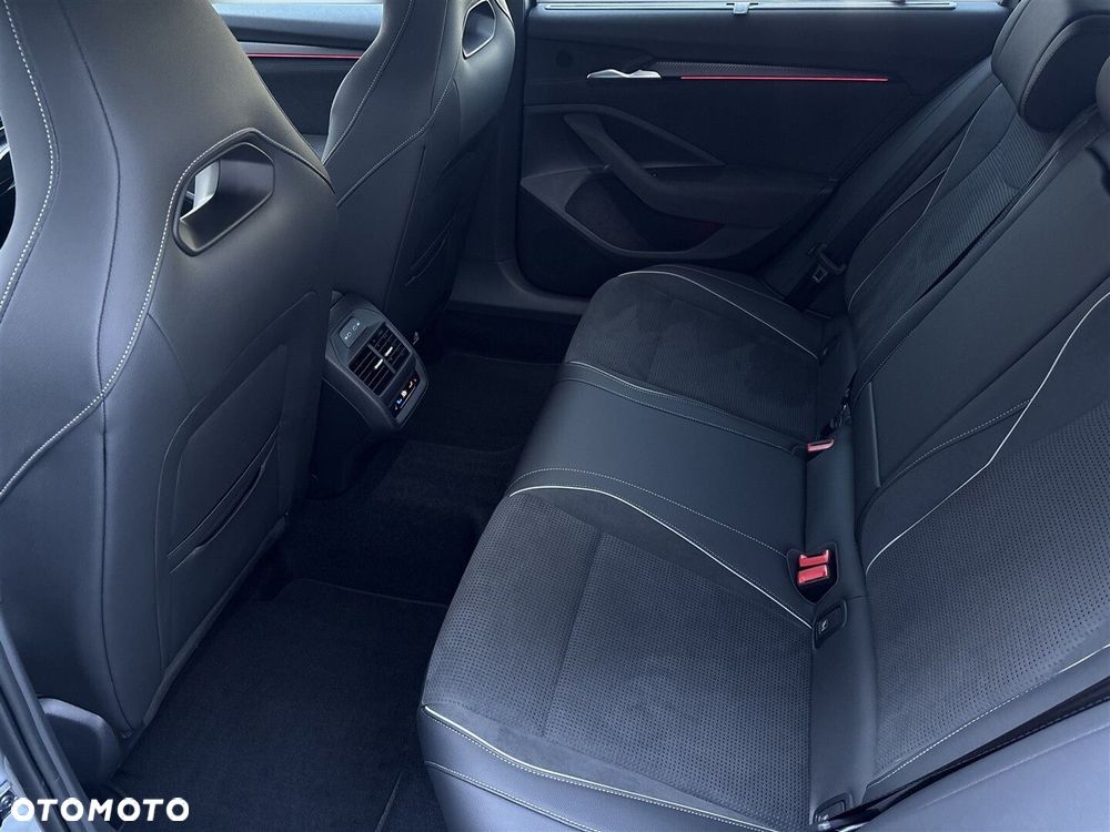 Skoda Superb 2.0 TSI Sportline DSG - 10