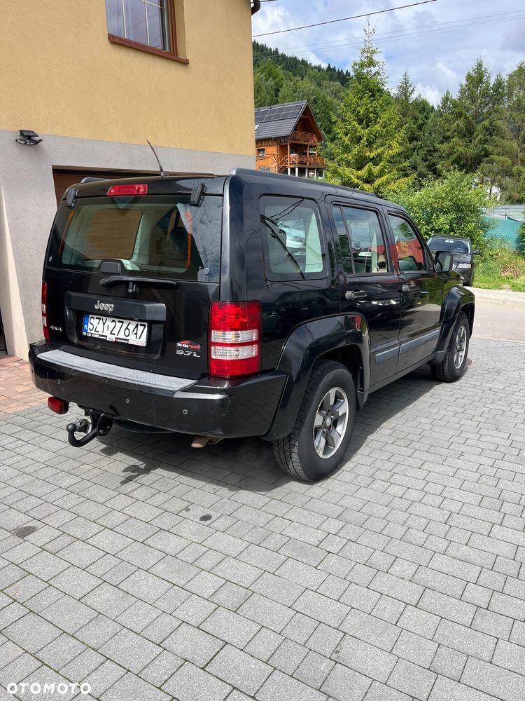Jeep Liberty - 3