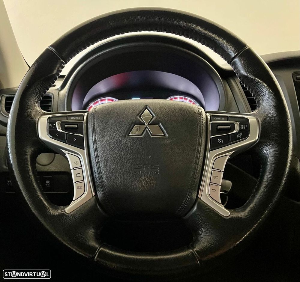 Mitsubishi L200 2.3 DI-D Strakar CD Intense 4WD - 11