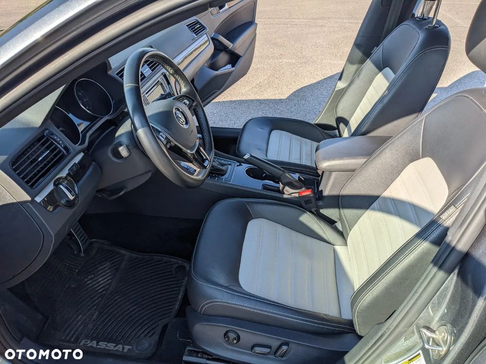 Volkswagen Passat - 6