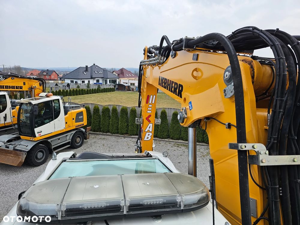Liebherr A 918 Compact - 22