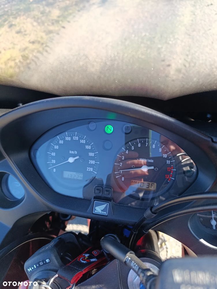 Honda CBF - 22