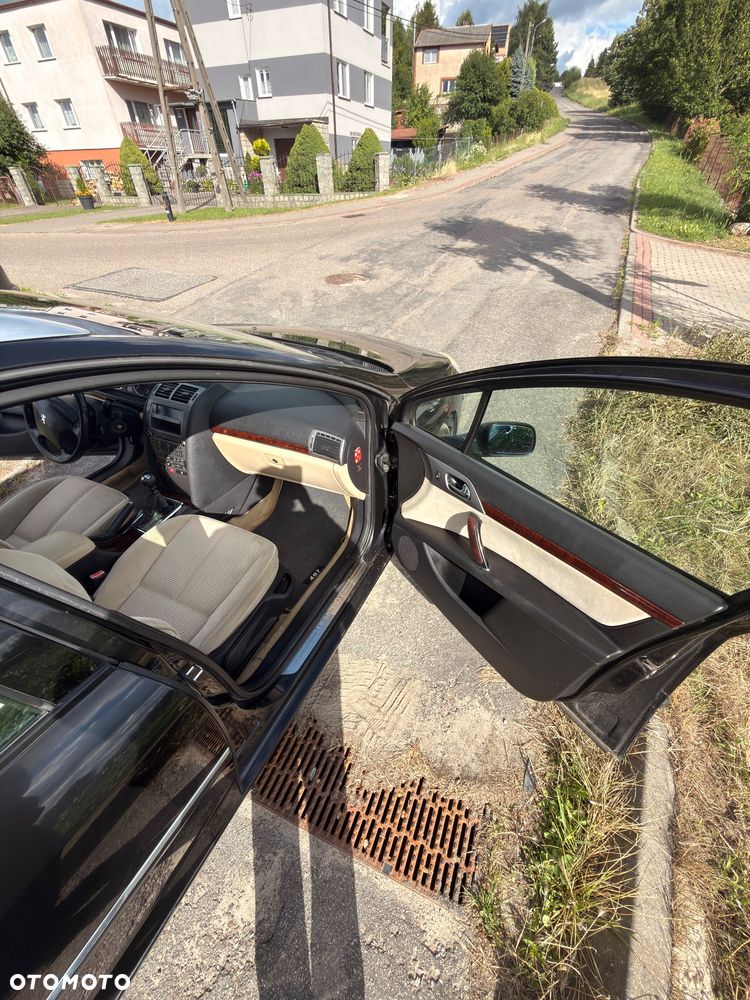 Peugeot 407 2.0 HDI Intense - 9